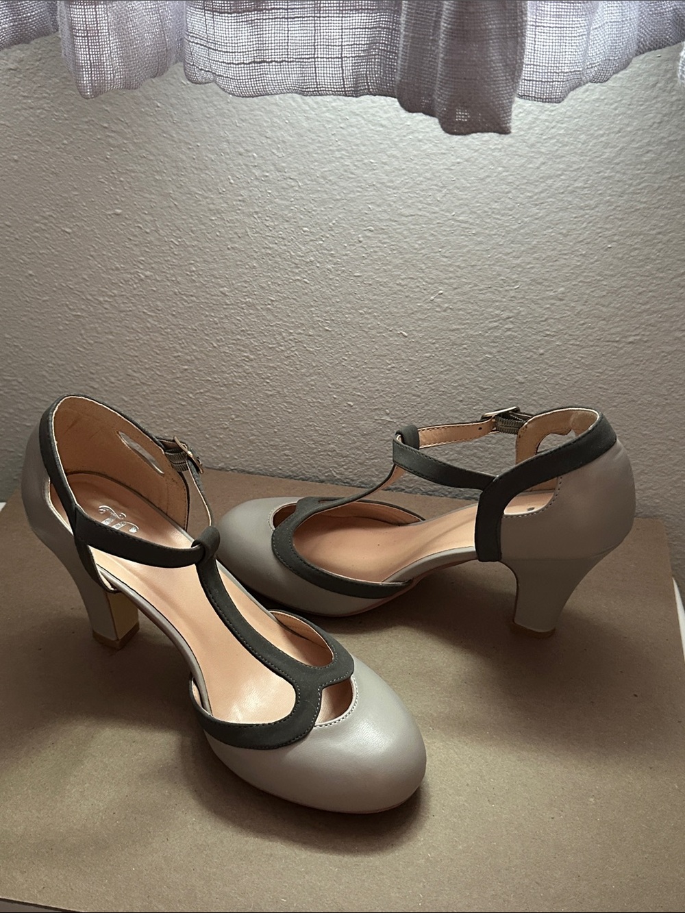 Classic Two-Tone T-Strap Women's Heels in Light and Dark Gray Size 7